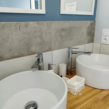 La Sarlamandre, Et Table D'hotes 3* Marcillac-Saint-Quentin