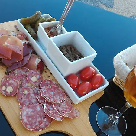 招待所 La Sarlamandre, Et Table D'hotes Marcillac-Saint-Quentin
