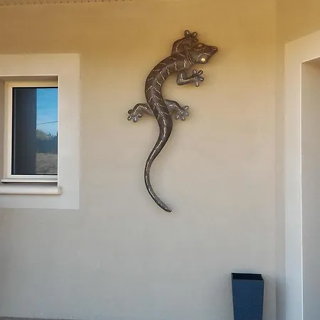 La Sarlamandre, Et Table D'hotes Marcillac-Saint-Quentin