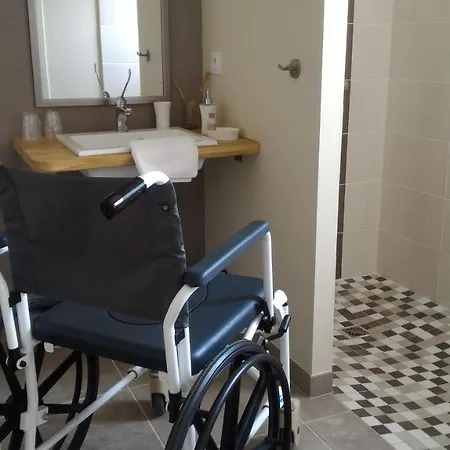 La Sarlamandre, Et Table D'hotes Konukevi Marcillac-Saint-Quentin