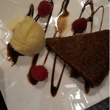 La Sarlamandre, Et Table D'hotes