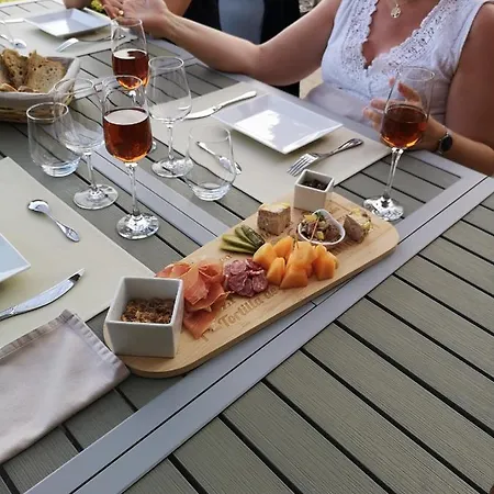 La Sarlamandre, Et Table D'hotes 3* Marcillac-Saint-Quentin