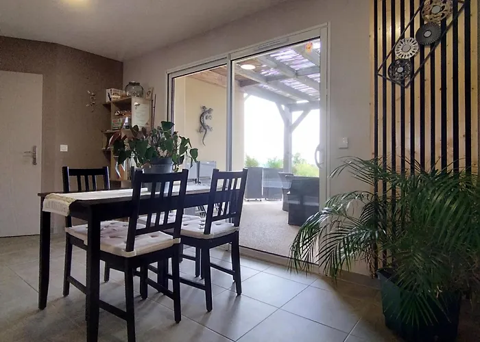 La Sarlamandre, Et Table D'hotes Gasthof Marcillac-Saint-Quentin