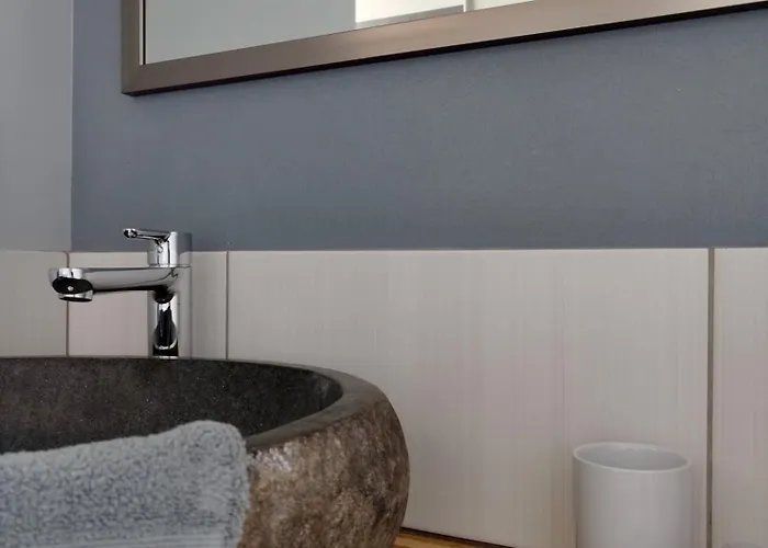 La Sarlamandre, Et Table D'hotes Marcillac-Saint-Quentin