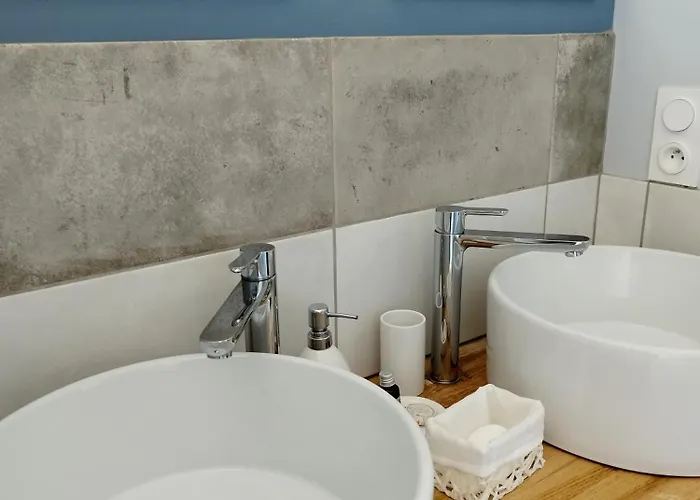 La Sarlamandre, Et Table D'hotes 3* Marcillac-Saint-Quentin