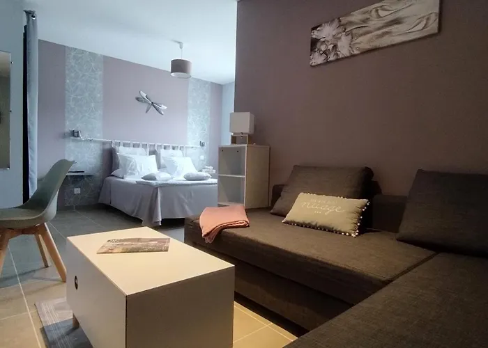 La Sarlamandre, Et Table D'hotes Marcillac-Saint-Quentin