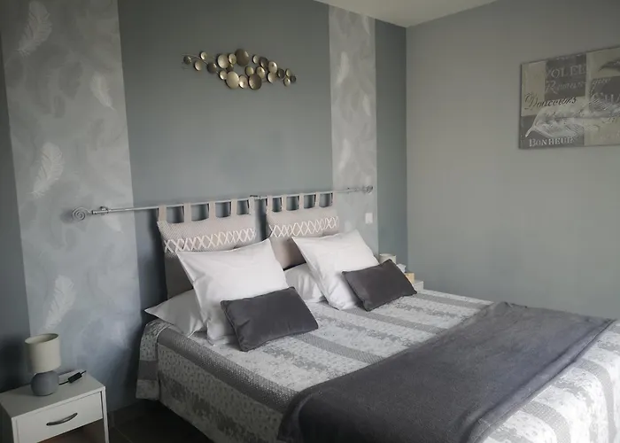 La Sarlamandre, Et Table D'hotes